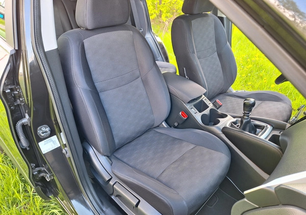 Nissan Qashqai cena 52444 przebieg: 145300, rok produkcji 2016 z Bogatynia małe 596